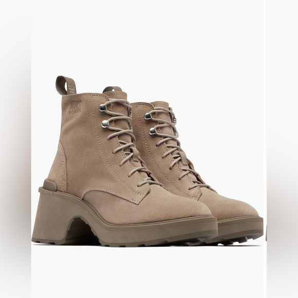 Sorel Women's Hi-LineWaterproof Lace-Up Boots - New with box - Picture 2 of 12